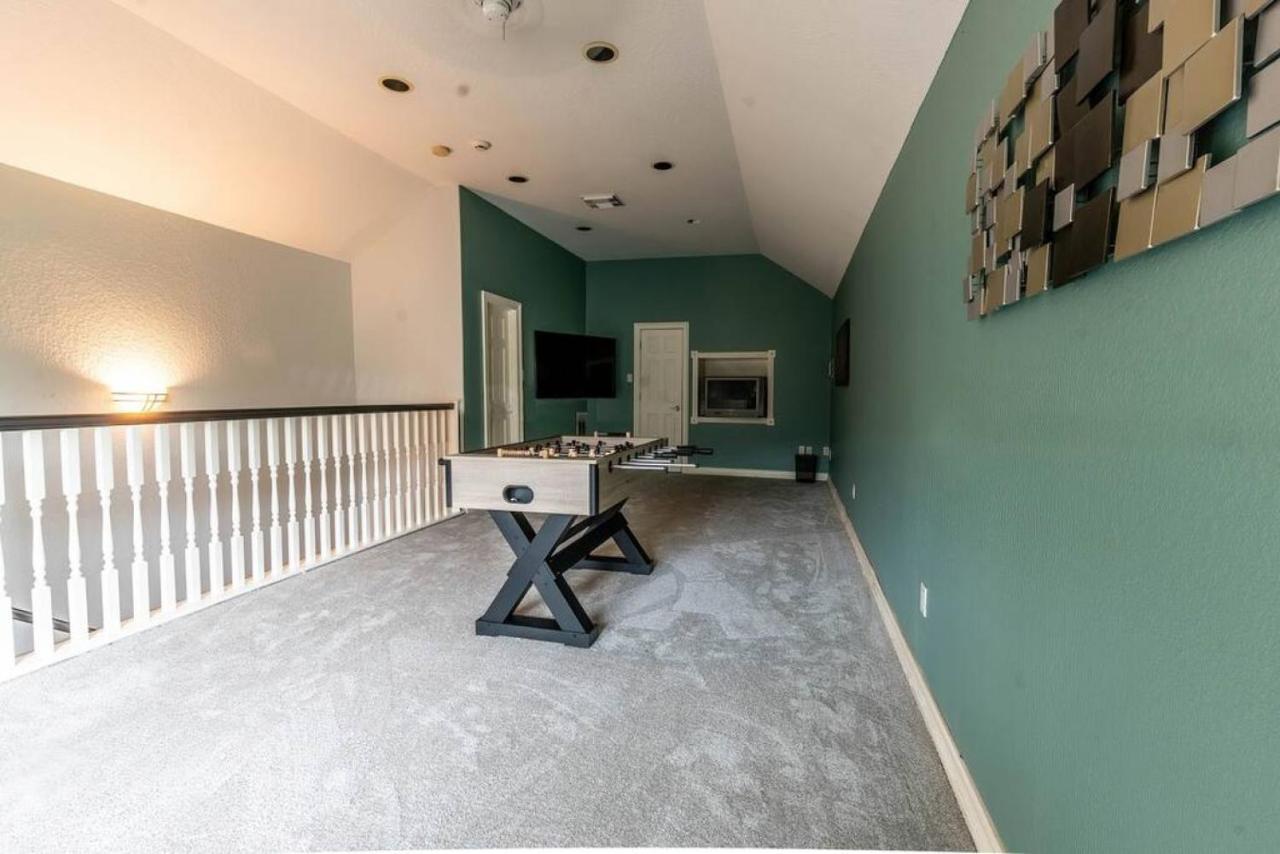 יוסטון Huge 6 Bedroom With Pool, Spa, 85 Inch Tv, Game Room מראה חיצוני תמונה