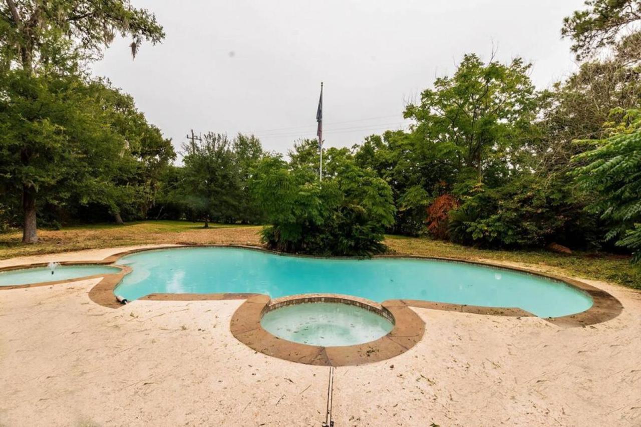 יוסטון Huge 6 Bedroom With Pool, Spa, 85 Inch Tv, Game Room מראה חיצוני תמונה