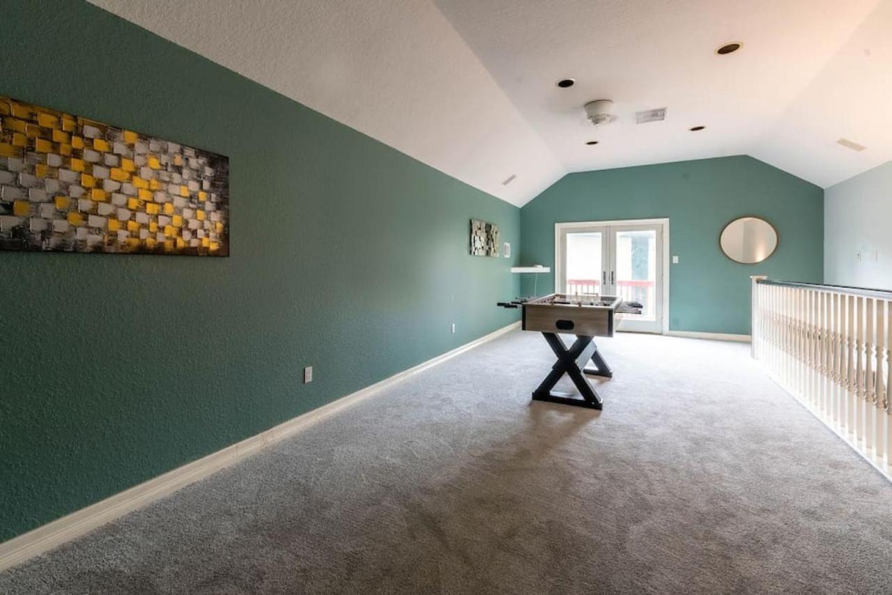 יוסטון Huge 6 Bedroom With Pool, Spa, 85 Inch Tv, Game Room מראה חיצוני תמונה